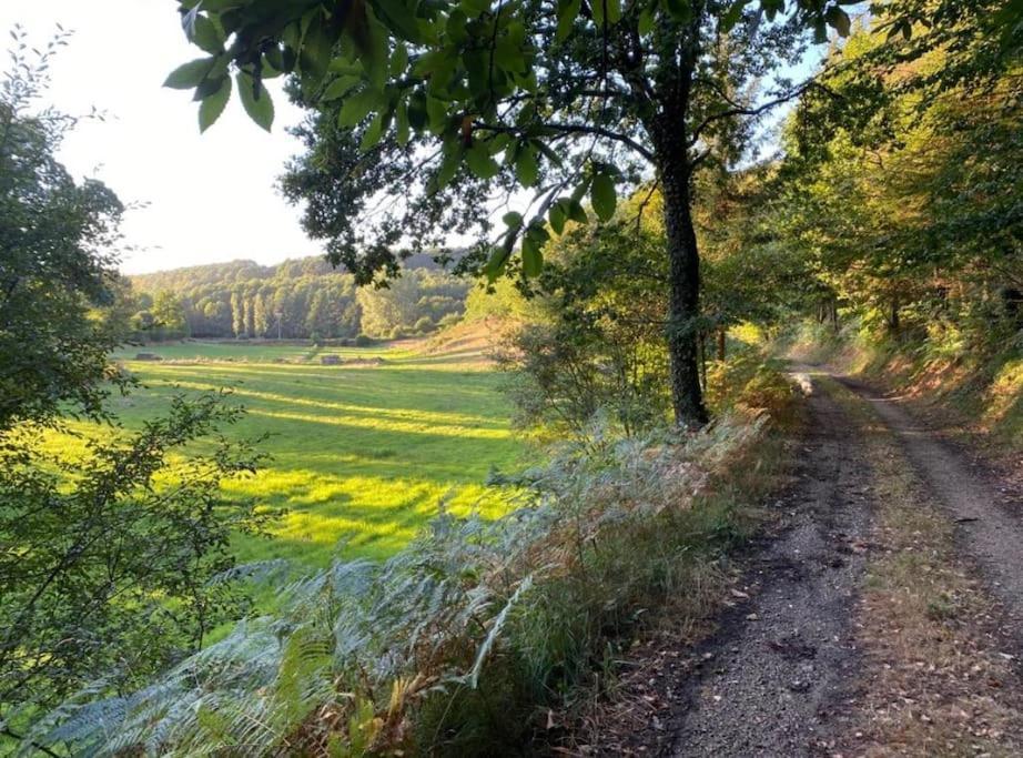 Gites Le Bisson Heussé Exterior foto